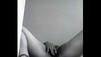 Video erotico grátis malandra amadora se masturbando com bastante tesão e vontade